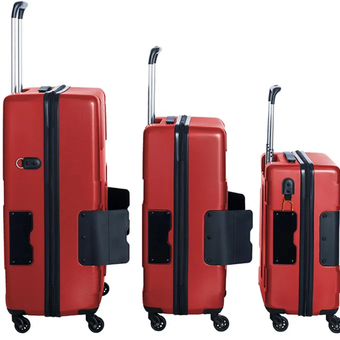 Silk & Salt TACH V3 Connectable Hardside Spinner Suitcase LuggaBags 3 Piece Set Red^ Checked Luggage
