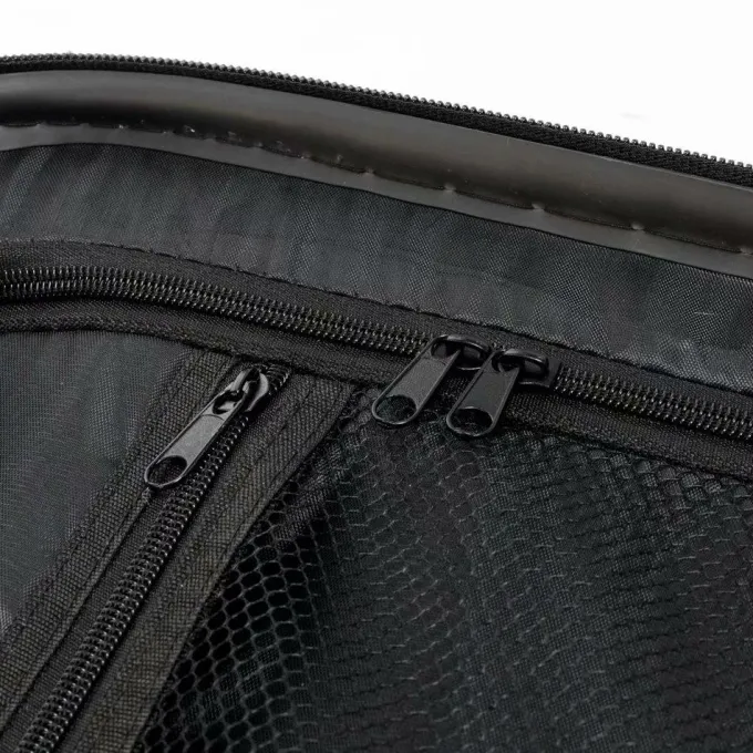 Silk & Salt VIK TECH 20 Checked Luggage Expandable Spinner Rolling Carry-on Black^ Hard Side Luggage